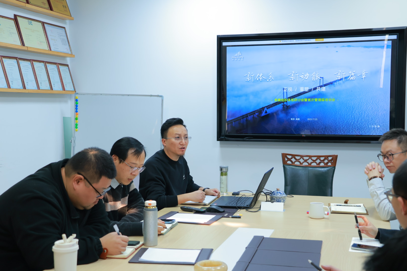 1764033849597079364.jpg c5053c0c3f80c28a5a0033133012858.jpg